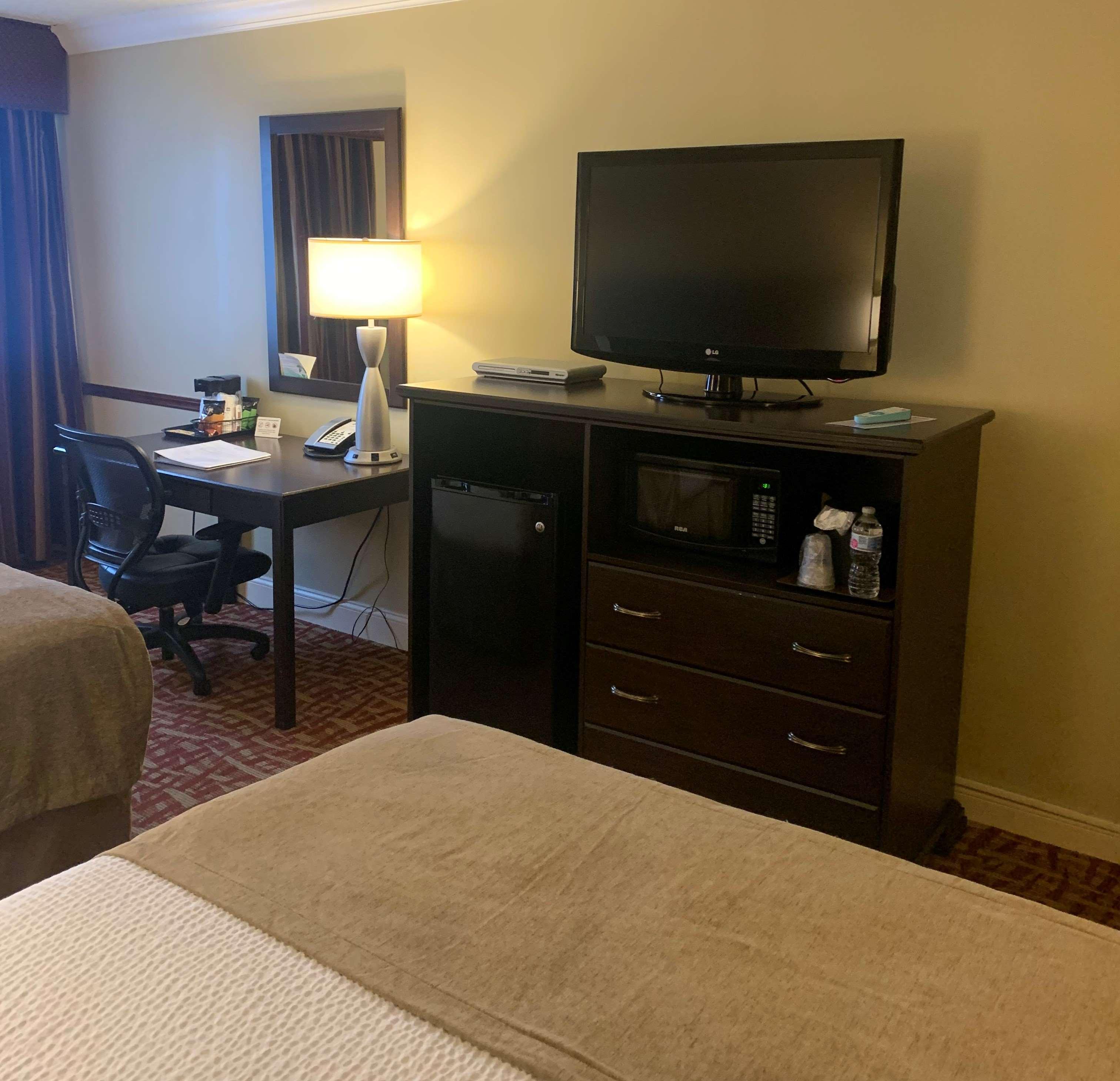 Best Western Plus Wilkes Barre Center City Bagian luar foto
