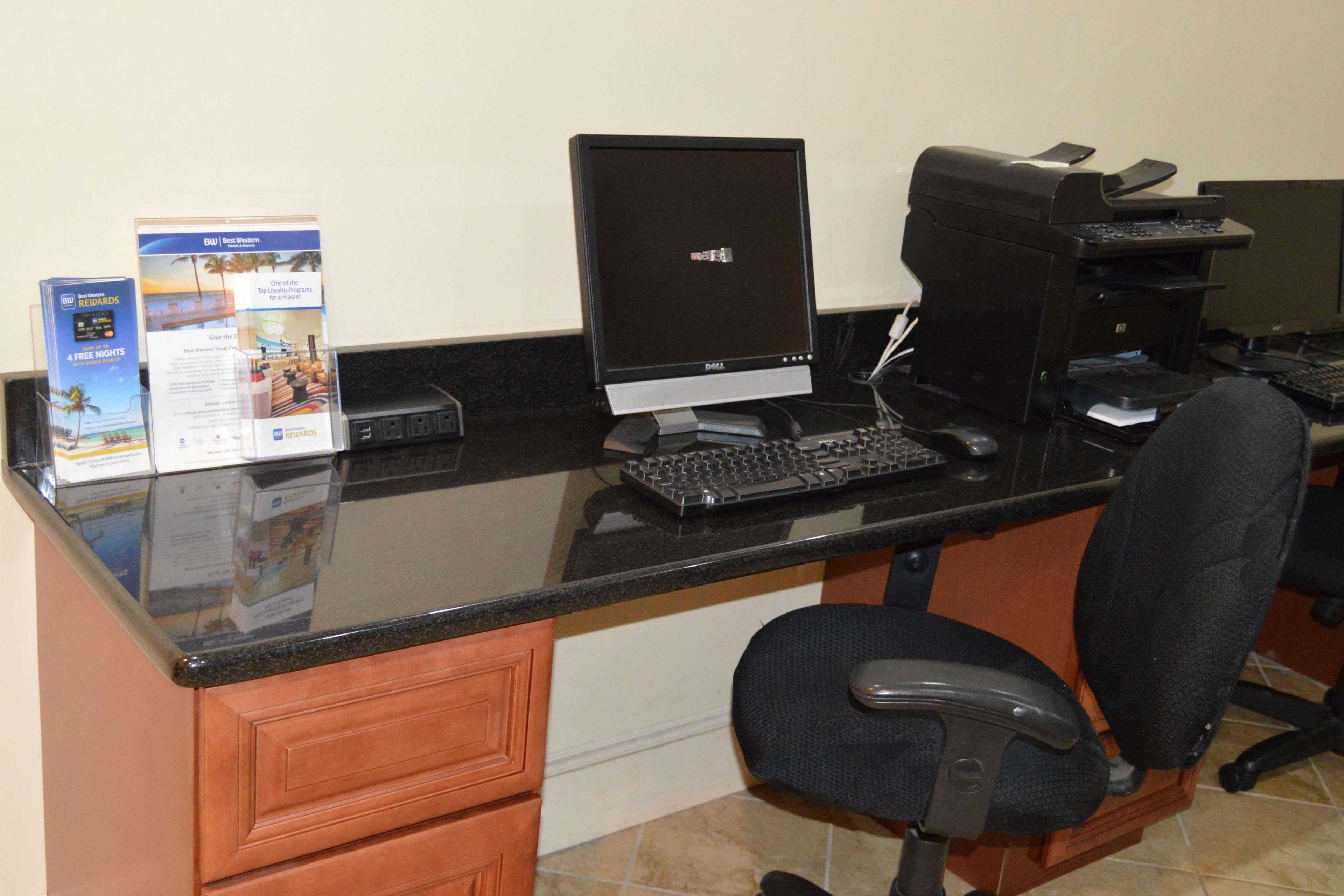 Best Western Plus Wilkes Barre Center City Bagian luar foto